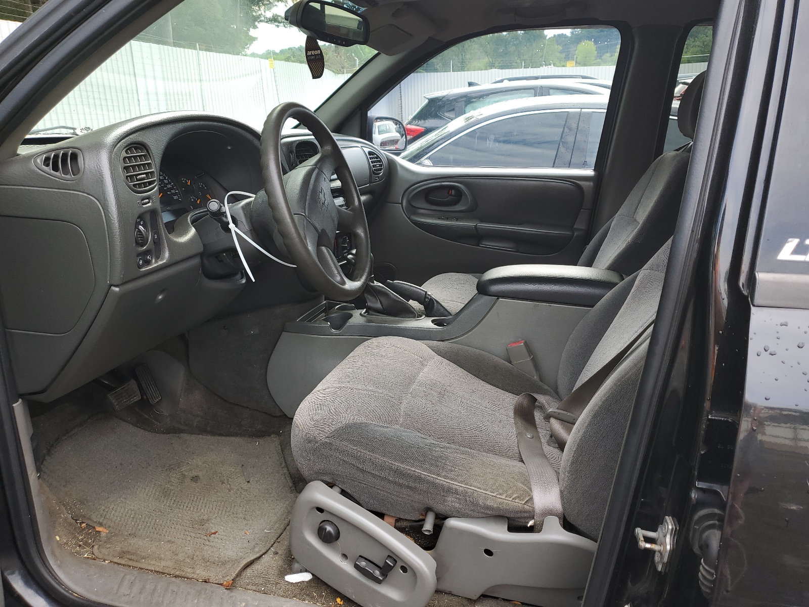 1GNDT13S042339600 2004 Chevrolet Trailblazer Ls