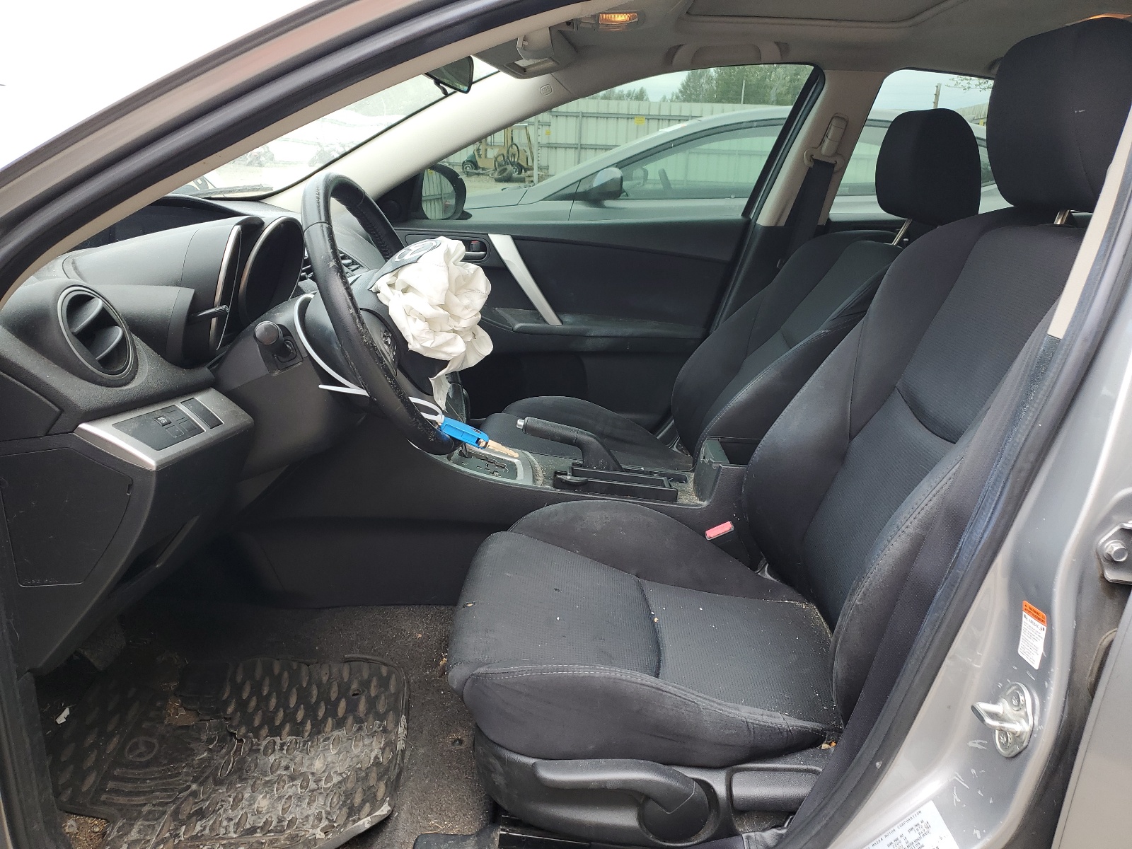 JM1BL1U60B1435117 2011 Mazda 3 S