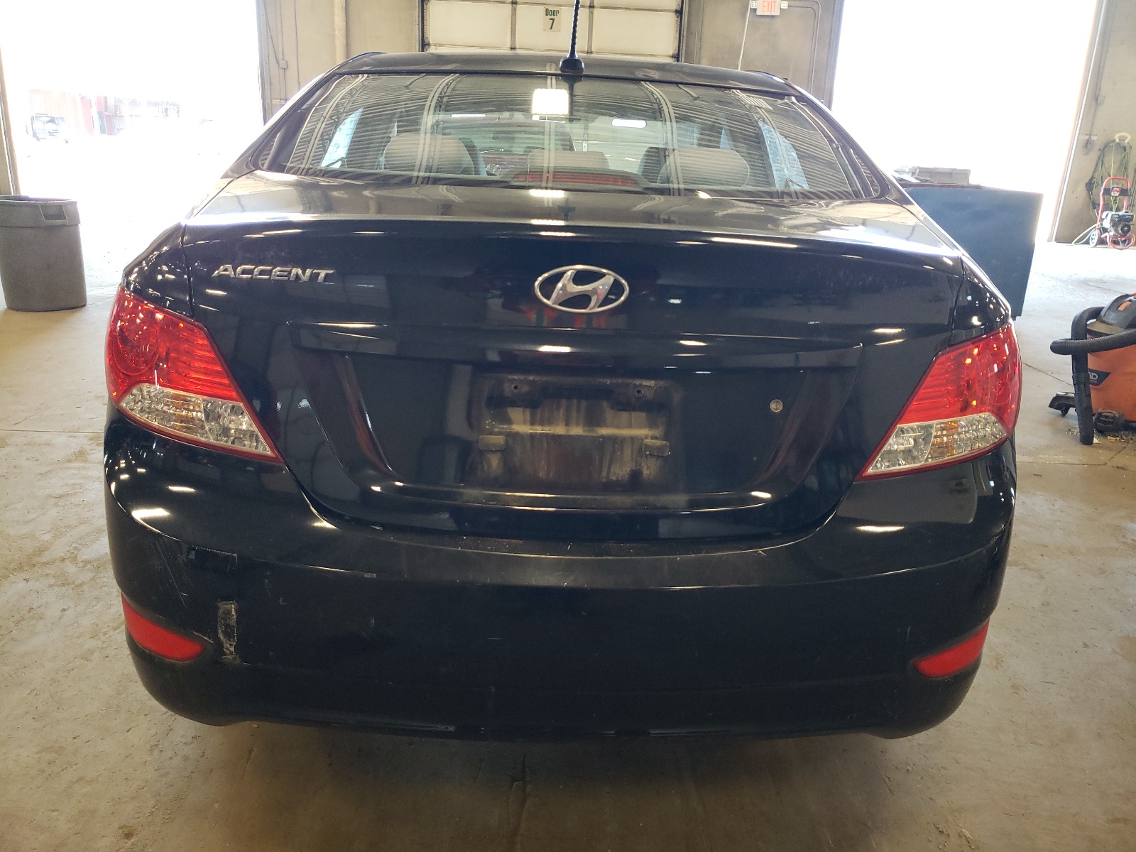 KMHCT4AE9DU555464 2013 Hyundai Accent Gls