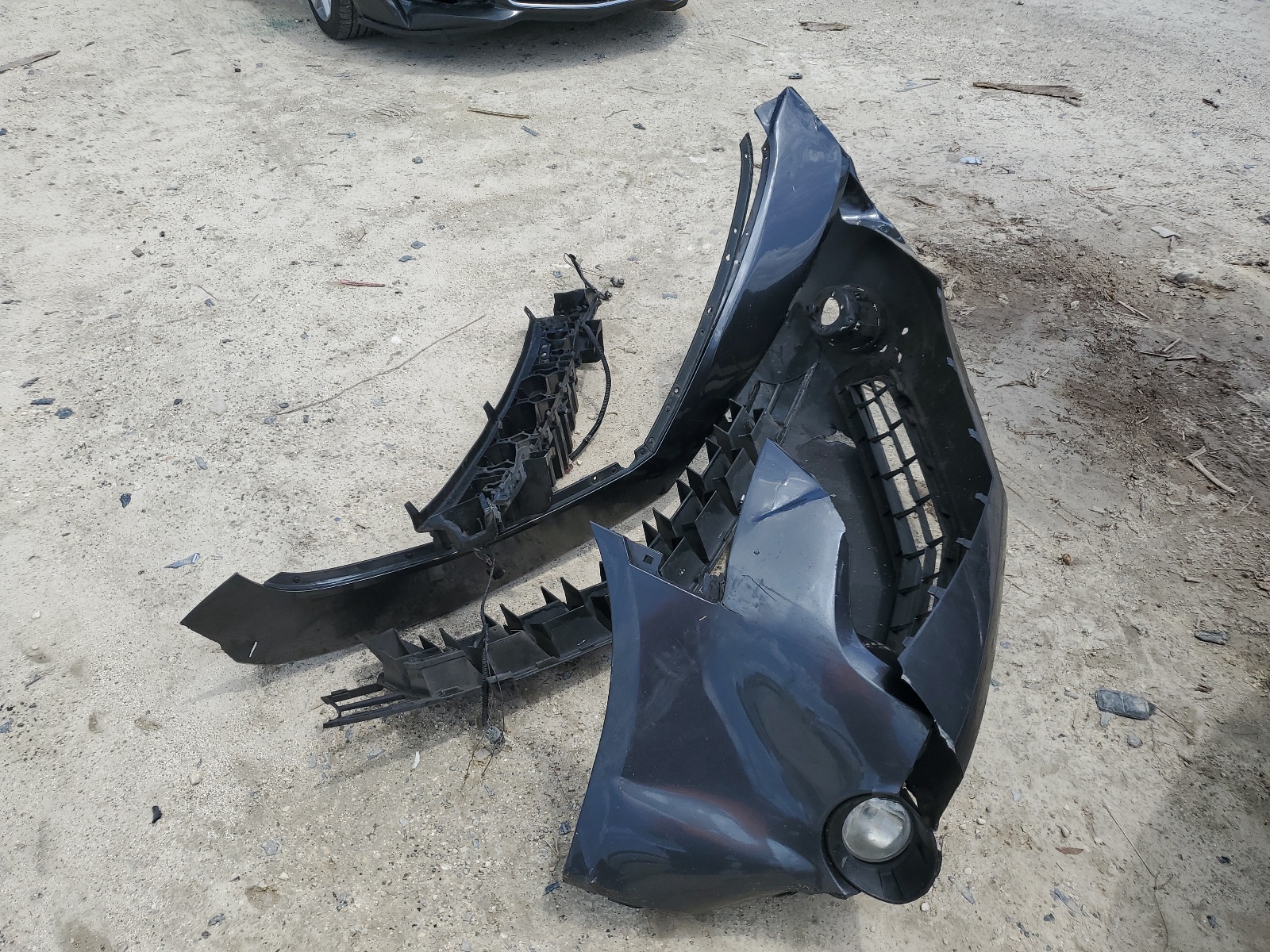 2G1FC1ED1B9154088 2011 Chevrolet Camaro Lt