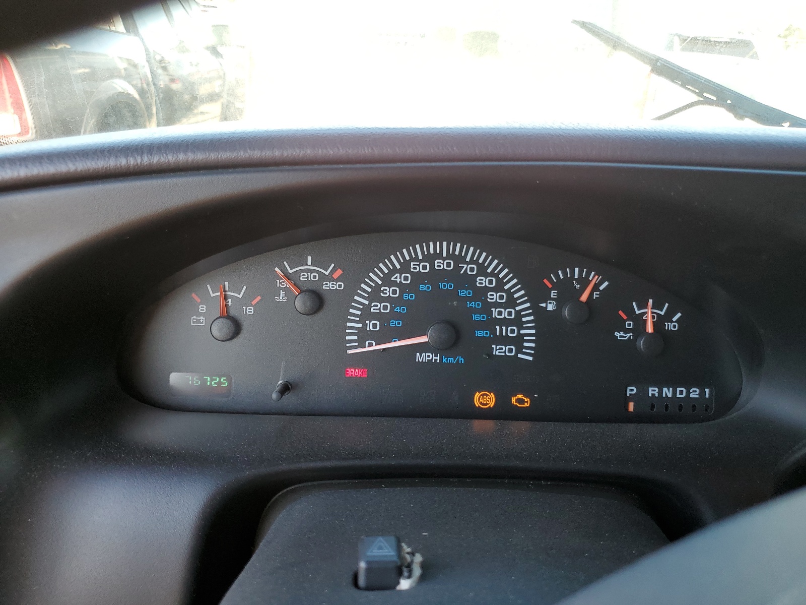 2B6HB11Y4YK129395 2000 Dodge Ram Van B1500