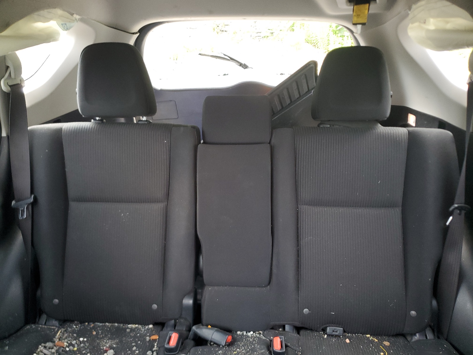 JTMBFREV6HJ129771 2017 Toyota Rav4 Le