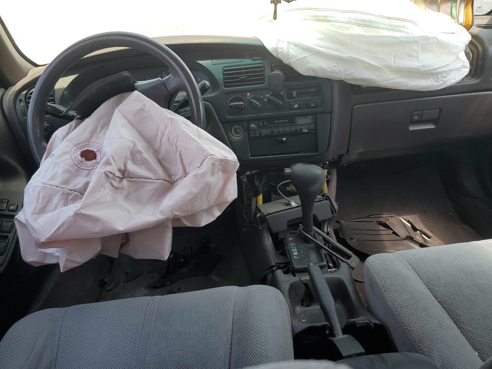 4T1SK12EXSU572668 1995 Toyota Camry Le