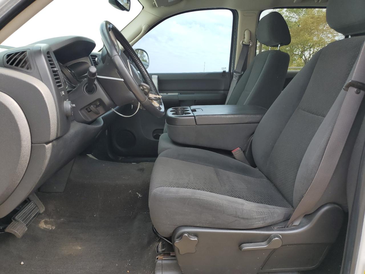 2008 Chevrolet Silverado K1500 VIN: 2GCEK13M681118364 Lot: 65130884