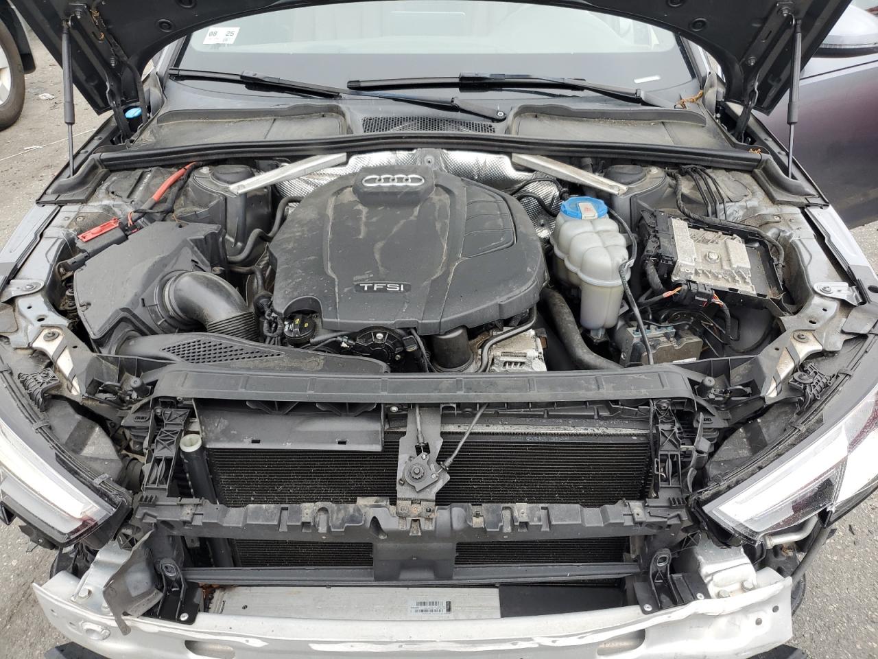 2017 Audi A4 Premium VIN: WAUANAF49HN033354 Lot: 64212014