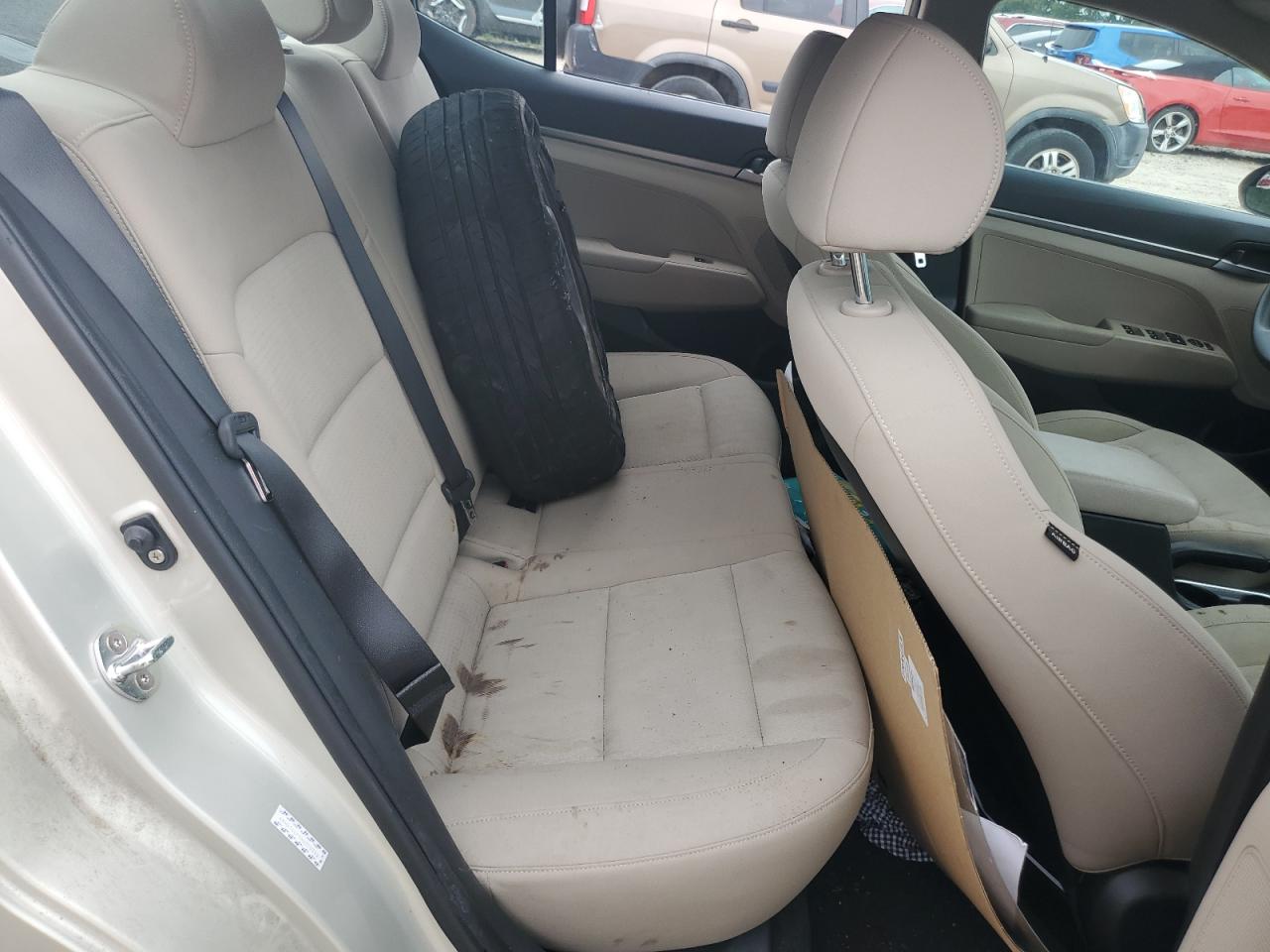 2017 Hyundai Elantra Se VIN: KMHD74LF5HU370350 Lot: 63855044