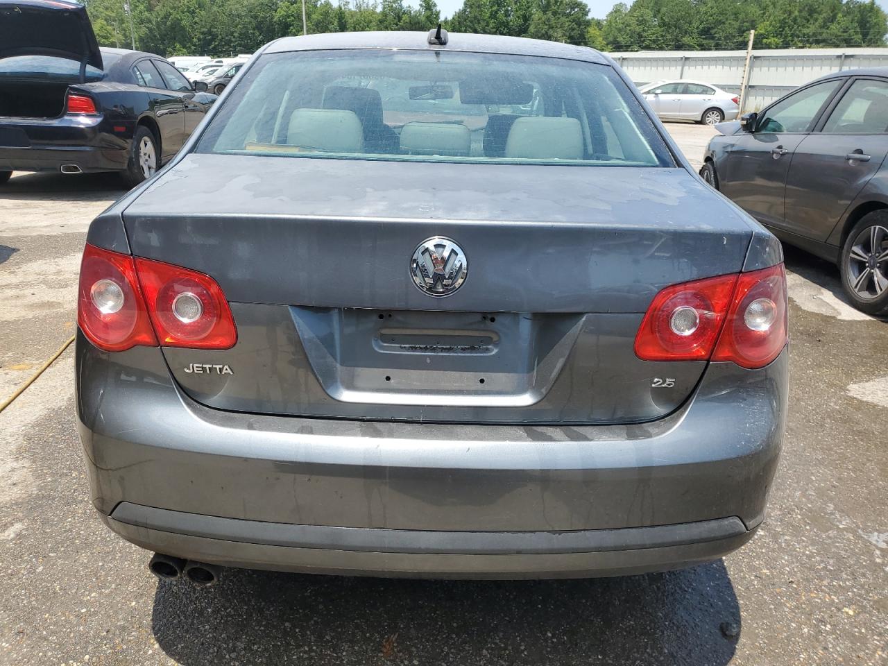 2006 Volkswagen Jetta 2.5 Option Package 1 VIN: 3VWSF81K46M642410 Lot: 63057164