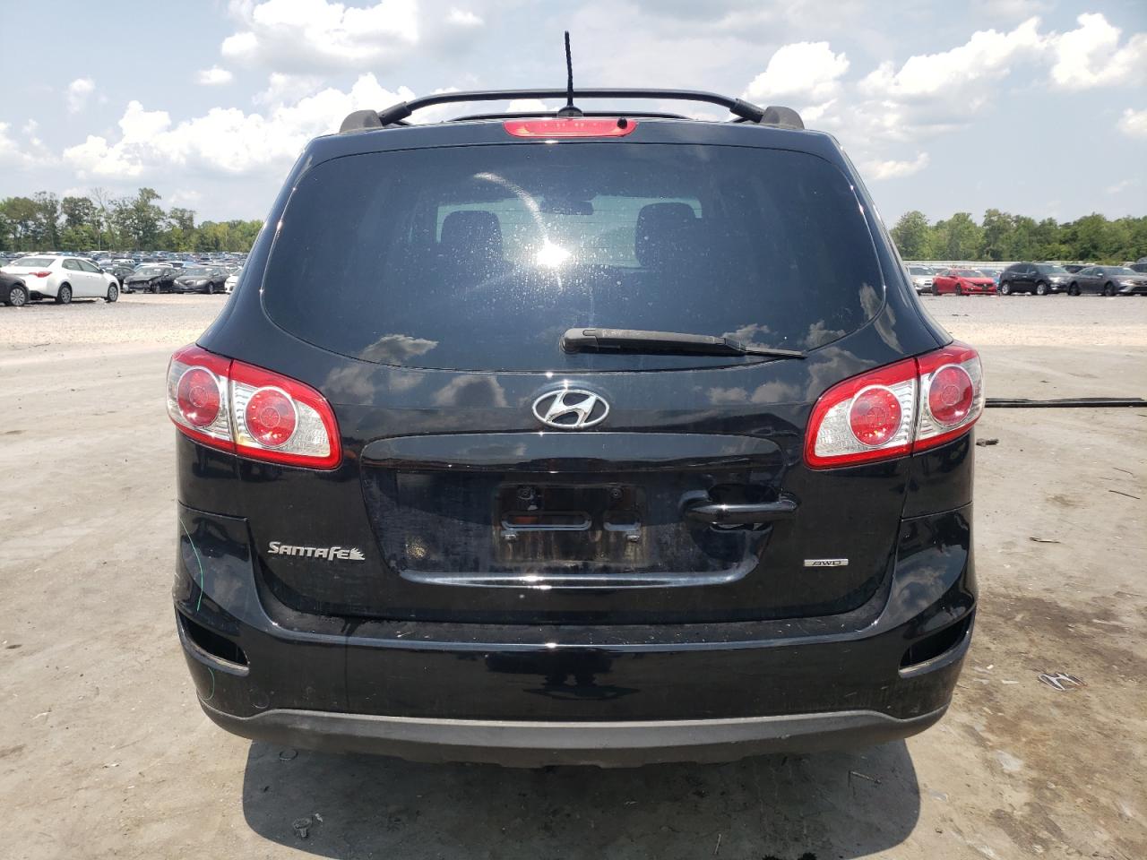 2012 Hyundai Santa Fe - Image 6