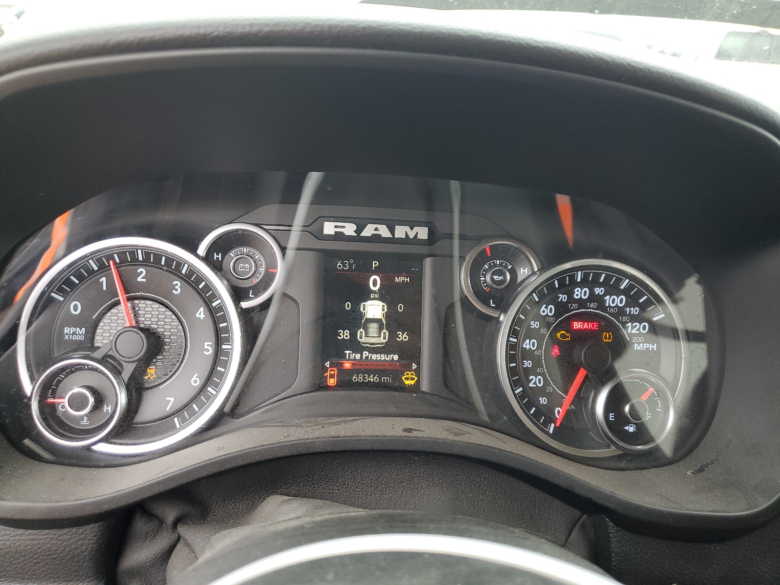 1C6SRFBT4KN892677 2019 Ram 1500 Big Horn/Lone Star