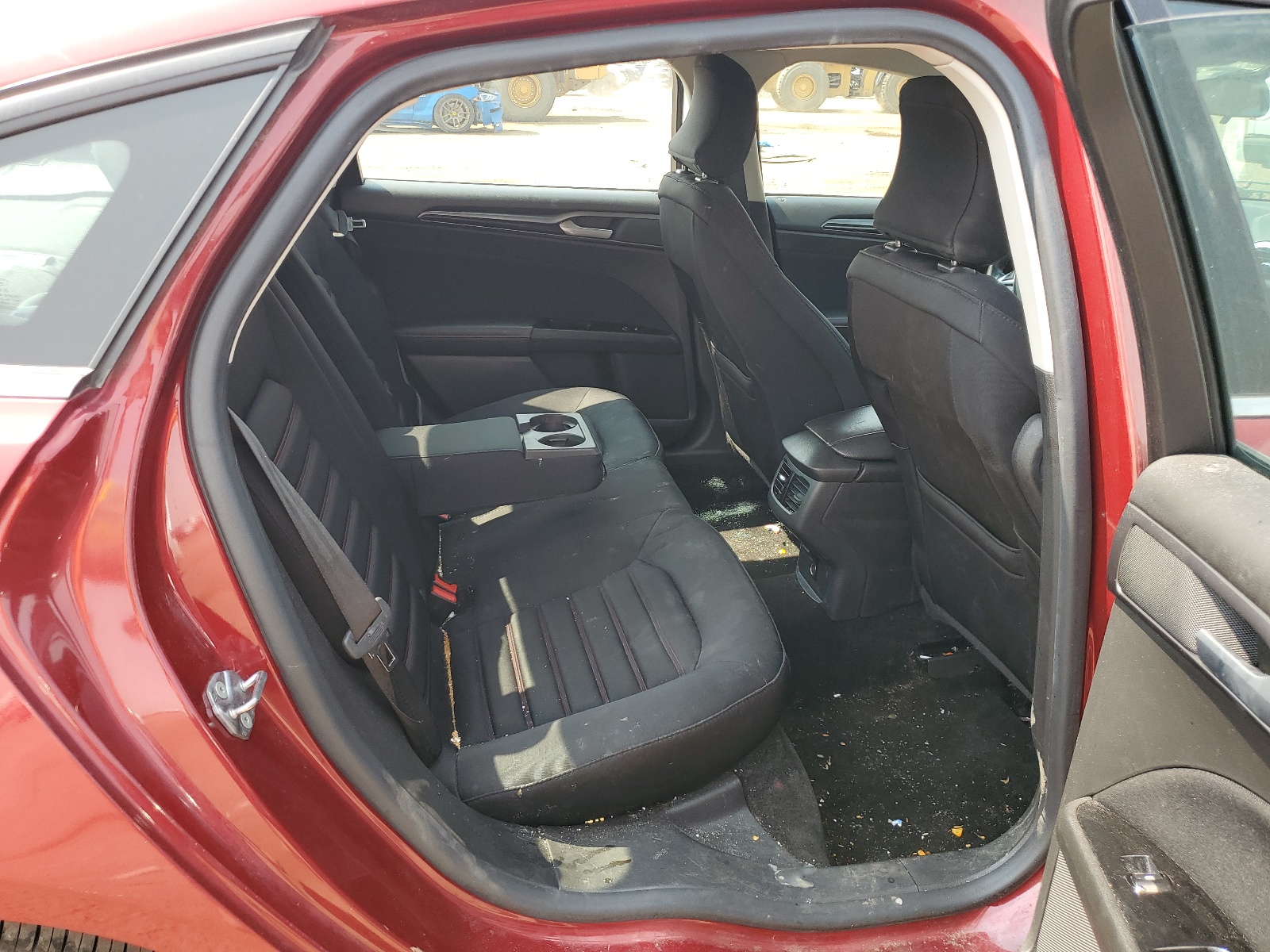 3FA6P0T98FR279986 2015 Ford Fusion Se