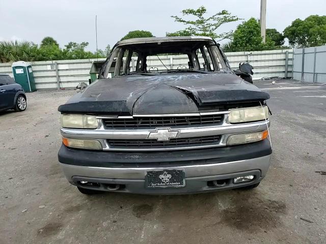 2001 Chevrolet Suburban C1500 VIN: 3GNEC16T31G220144 Lot: 62642164