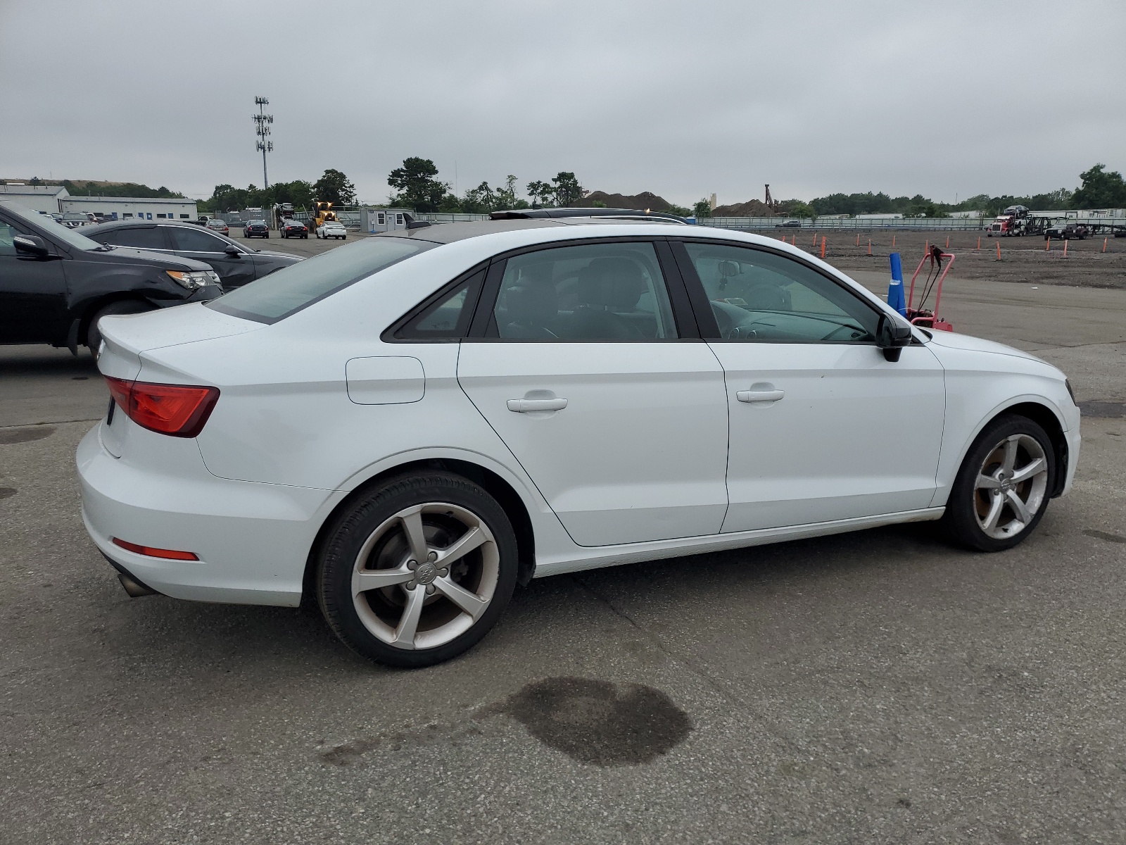 2015 Audi A3 Premium vin: WAUBFGFF9F1008190