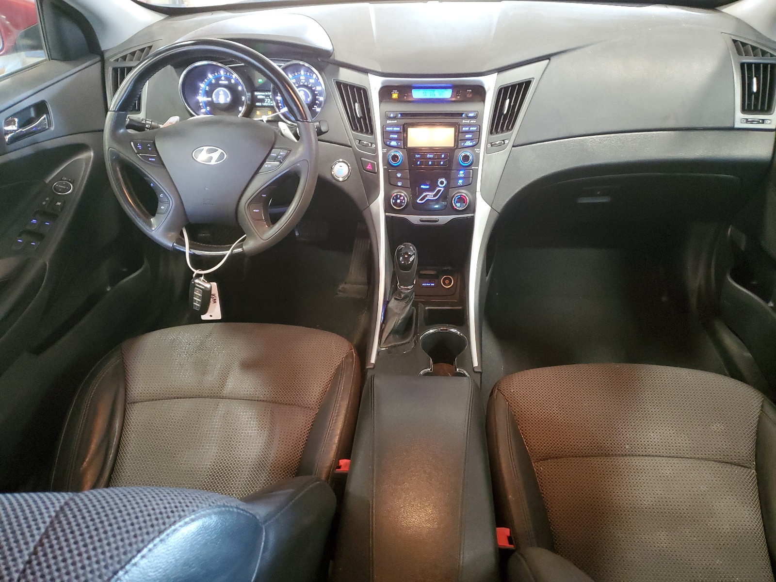 5NPEC4AC4DH615706 2013 Hyundai Sonata Se