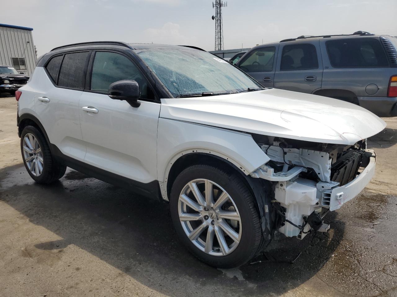 YV4ED3UM9P2985810 Volvo XC40 RECHA 4