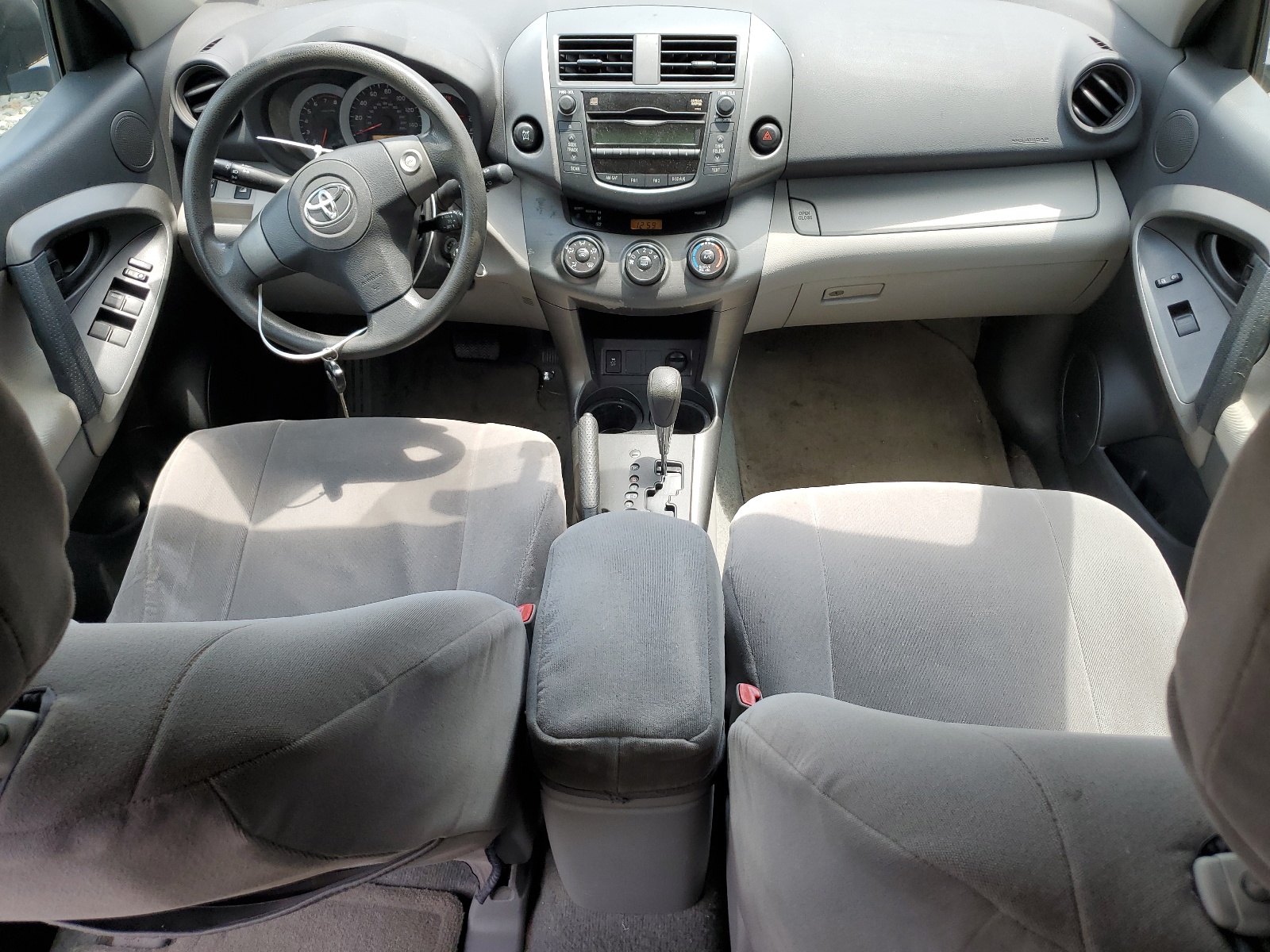 2T3BK4DV0AW017586 2010 Toyota Rav4