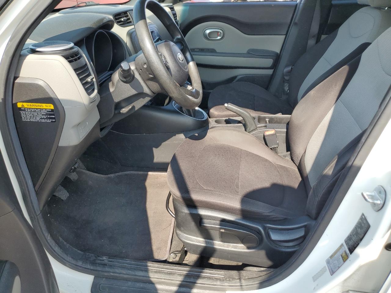 2015 Kia Soul VIN: KNDJN2A2XF7789890 Lot: 63904864