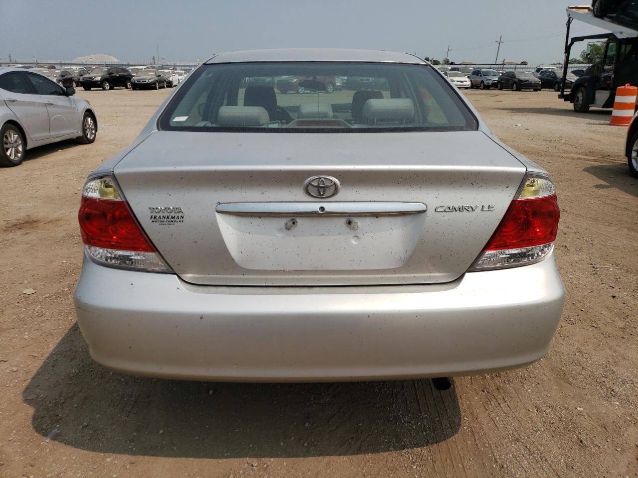 2005 Toyota Camry Le VIN: 4T1BE32K55U589536 Lot: 63777574