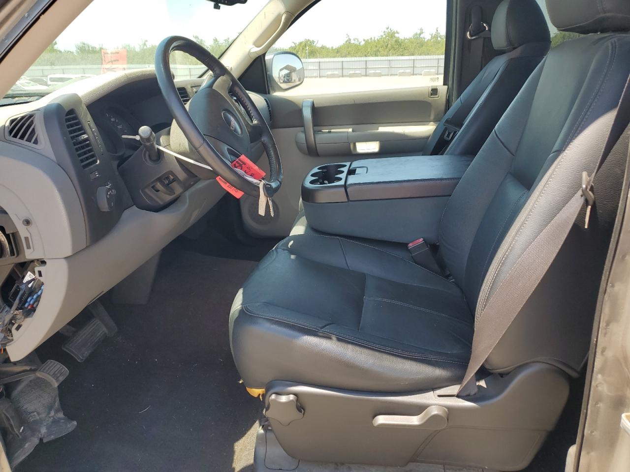 2008 GMC Sierra C1500 VIN: 1GTEC14CX8Z236878 Lot: 64085904