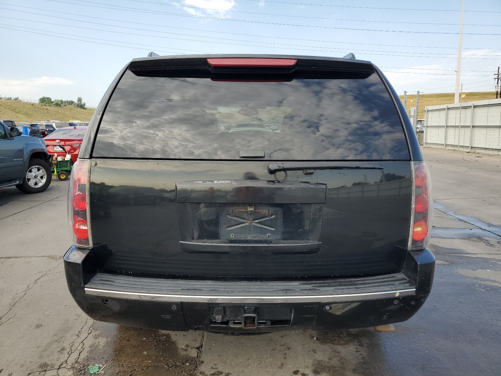 1GKFK63887J132005 2007 GMC Yukon Denali