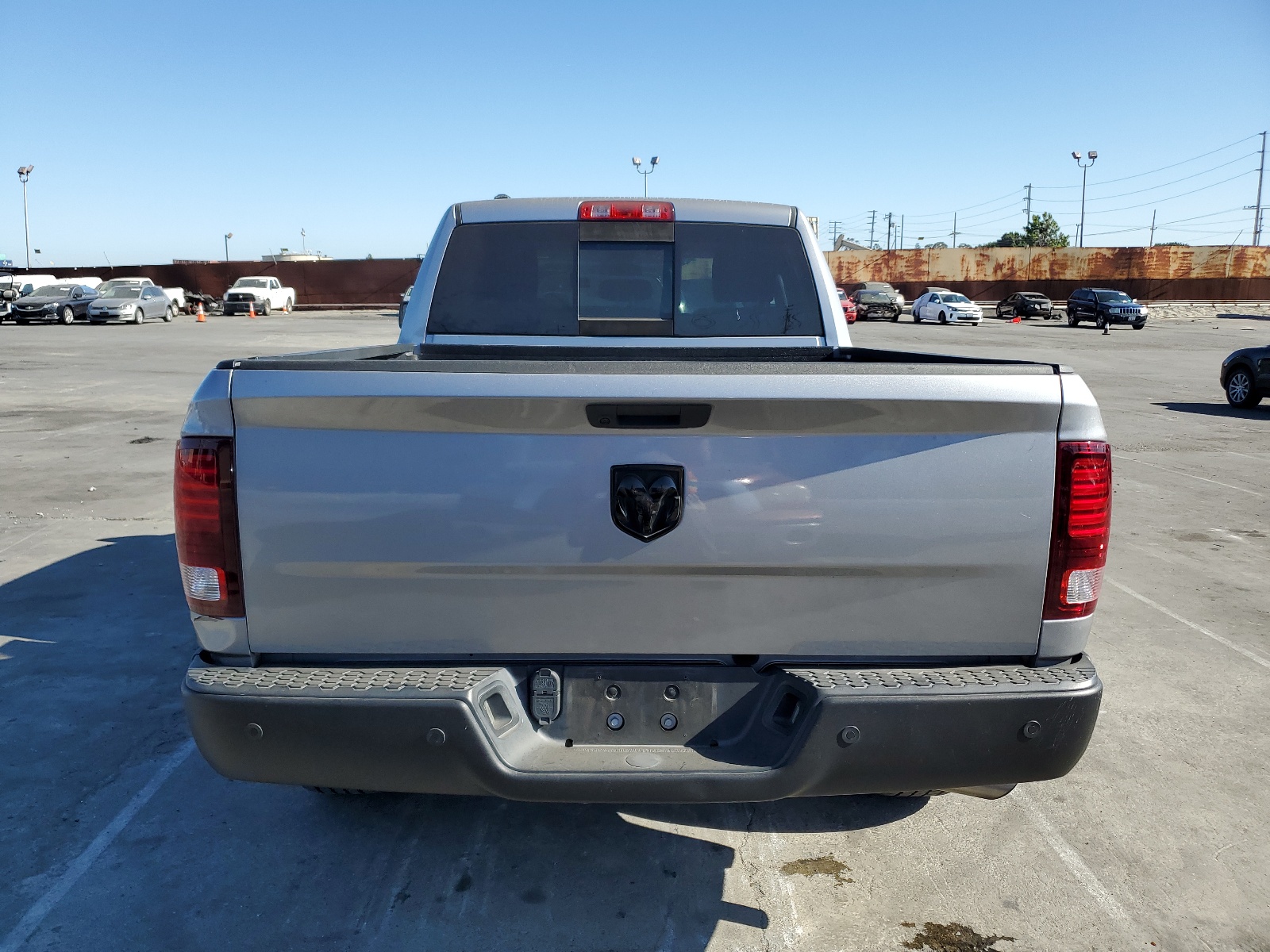 1C6RR6GG6LS139519 2020 Ram 1500 Classic Warlock