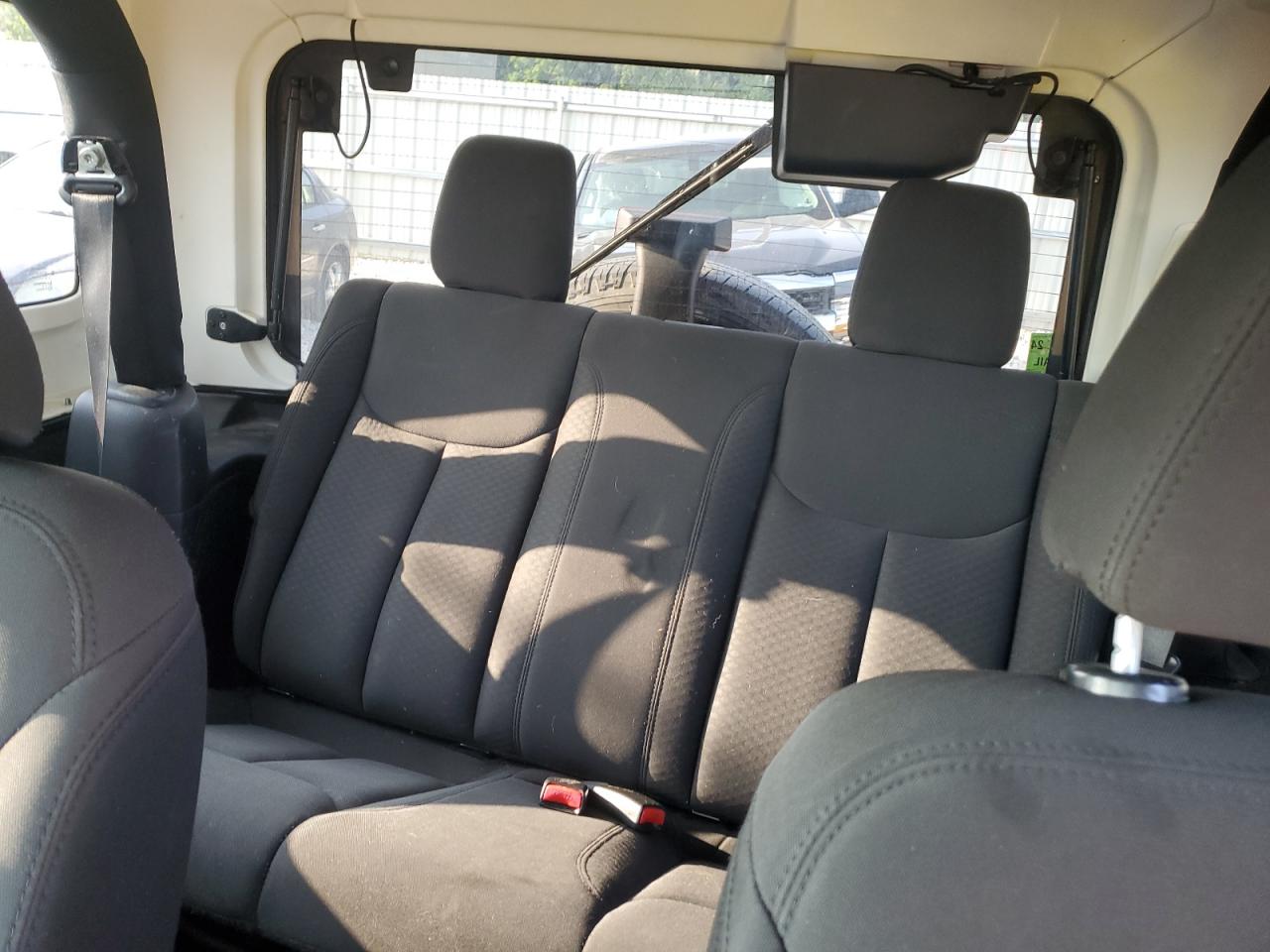 2016 Jeep Wrangler Sport VIN: 1C4AJWAGXGL195646 Lot: 63183254