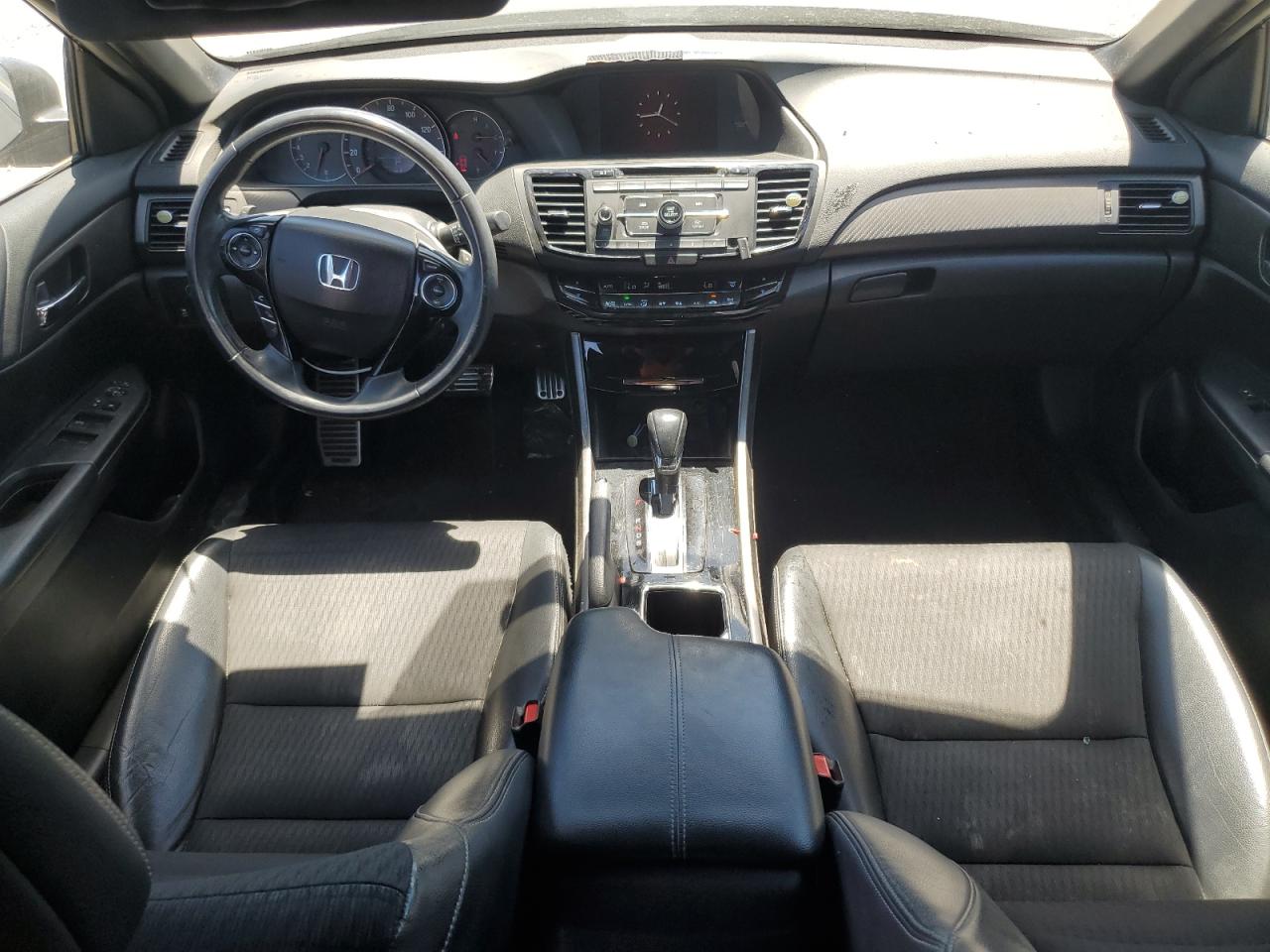 2016 Honda Accord - Image 8