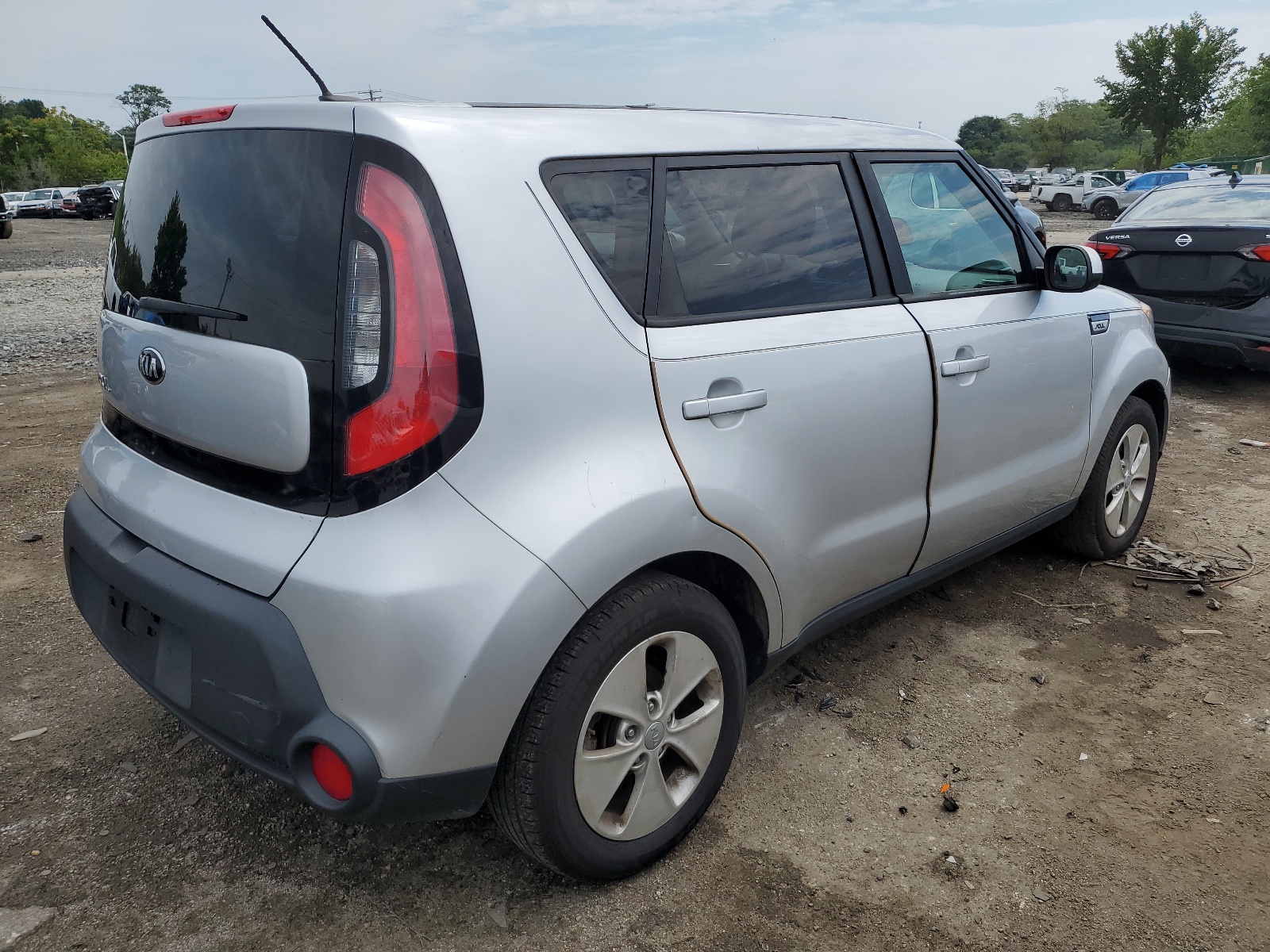 2015 Kia Soul vin: KNDJN2A25F7768395