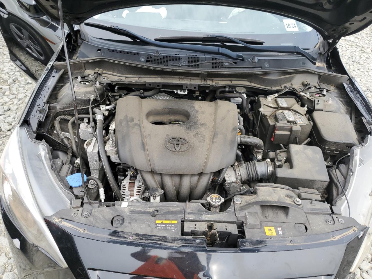 3MYDLBYV7KY528696 2019 Toyota Yaris L