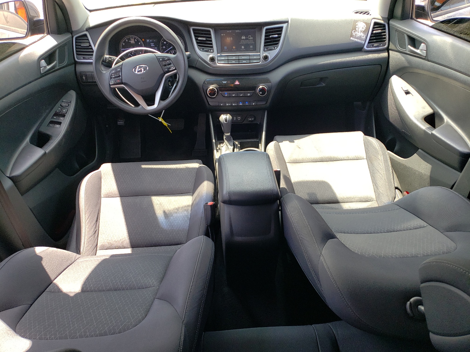 KM8J33A42JU671710 2018 Hyundai Tucson Sel