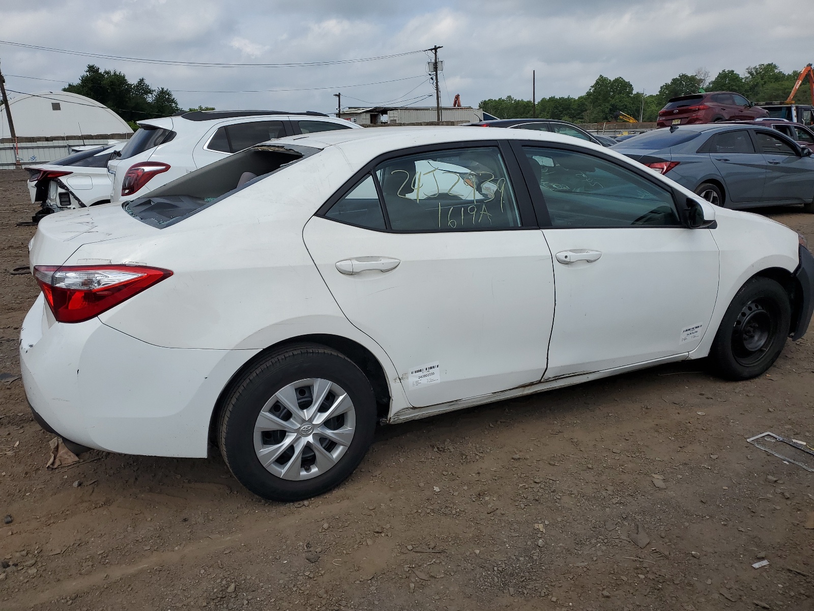 2014 Toyota Corolla L vin: 5YFBURHEXEP112478