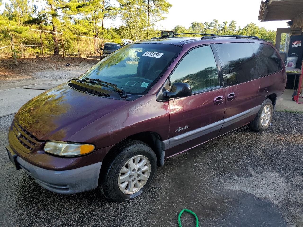 1999 Plymouth Grand Voyager Se