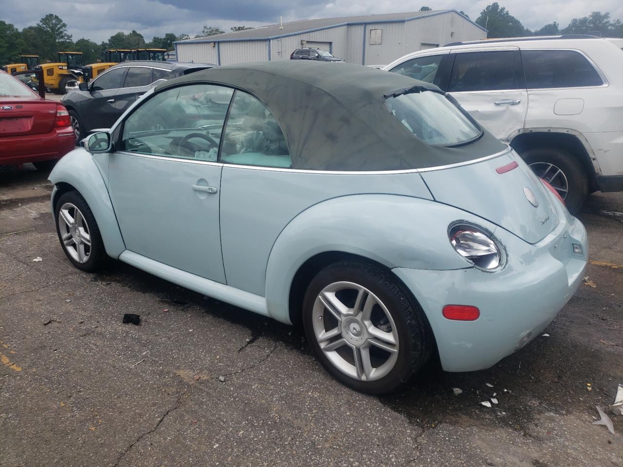 2005 Volkswagen Beetle - Image 2