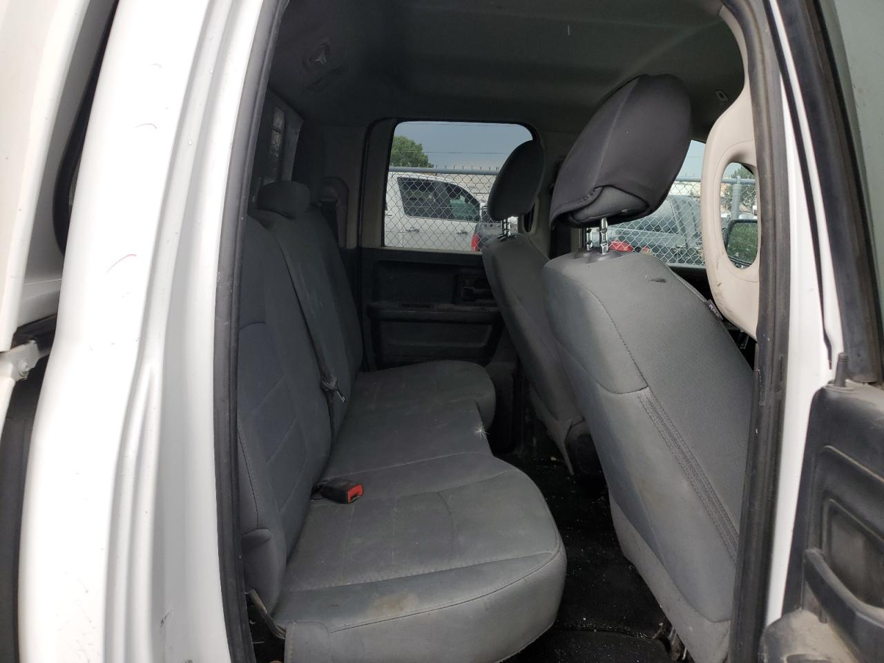 2018 Ram 1500 St VIN: 1C6RR7FT0JS186739 Lot: 63298634