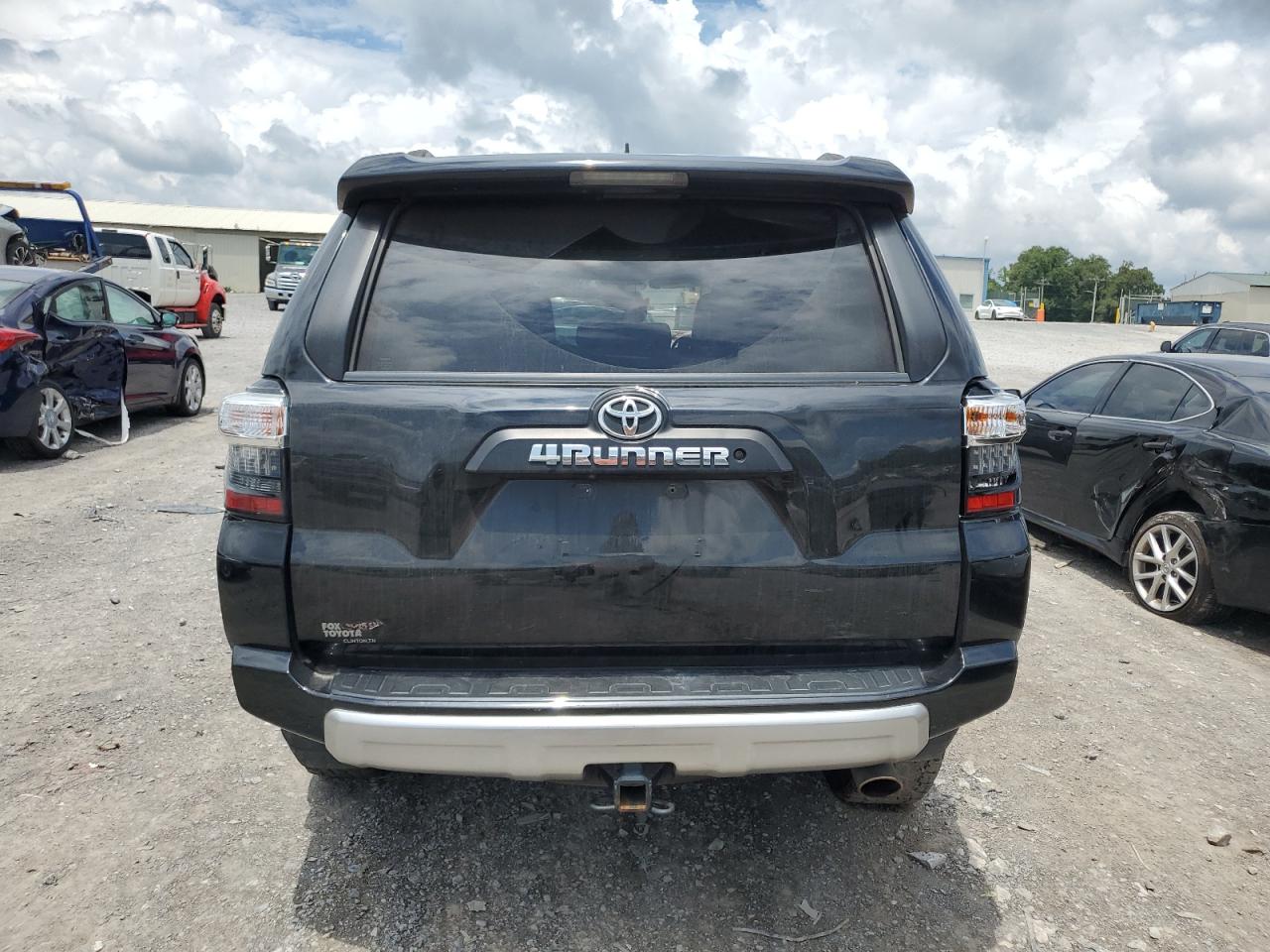 2018 Toyota 4Runner Sr5/Sr5 Premium VIN: JTEBU5JR1J5483540 Lot: 63833634