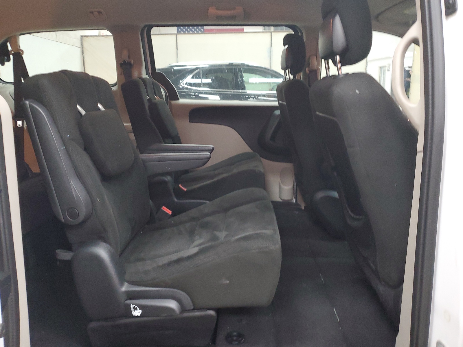 2C4RDGBG8FR683112 2015 Dodge Grand Caravan Se