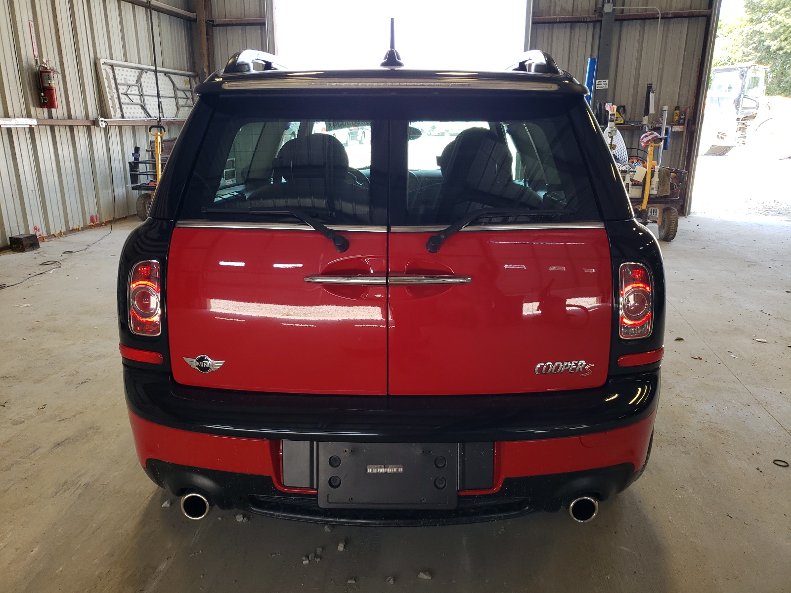 WMWZG3C59BTY35878 2011 Mini Cooper S Clubman