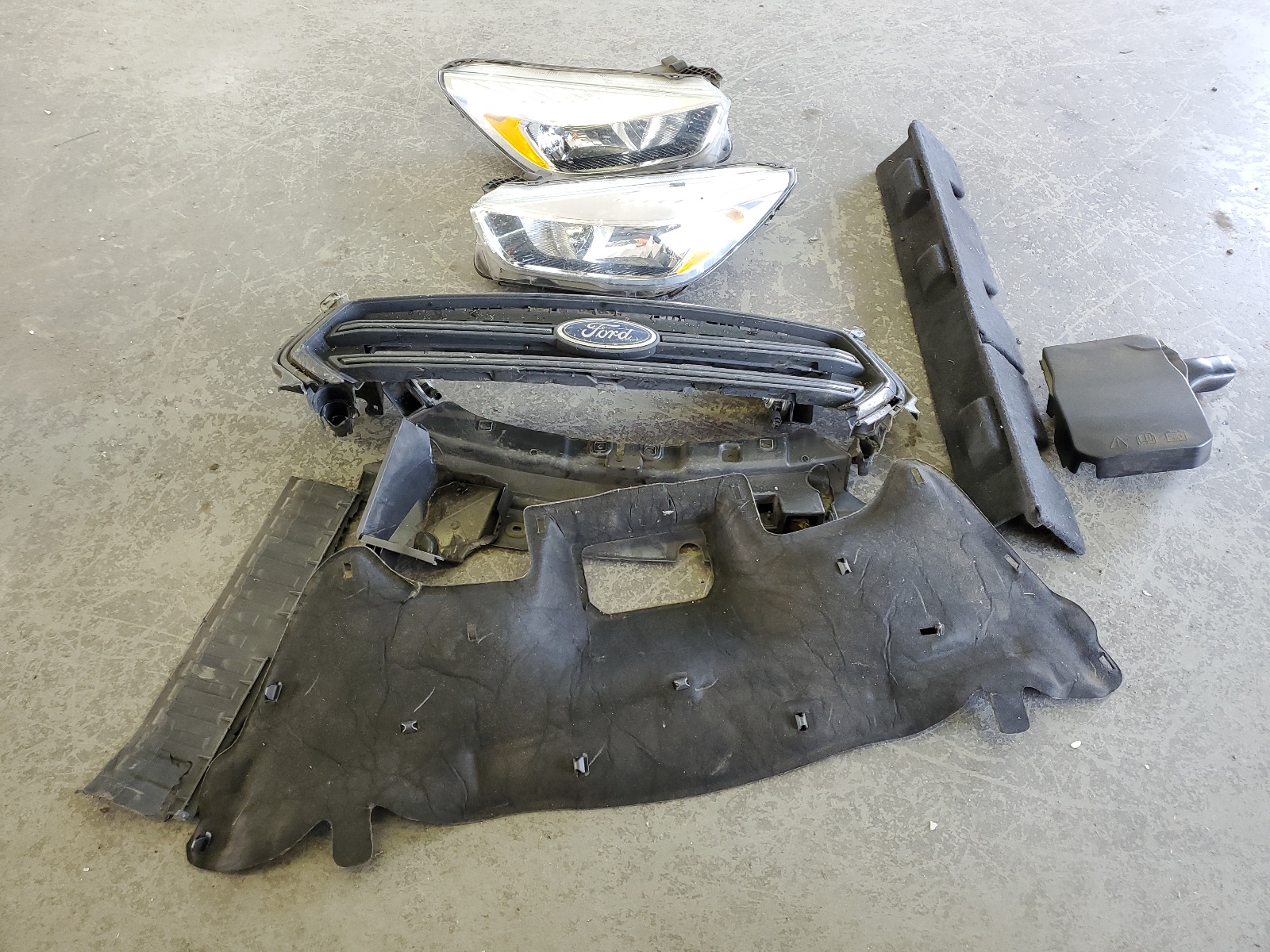 1FMCU0F77HUB82026 2017 Ford Escape S