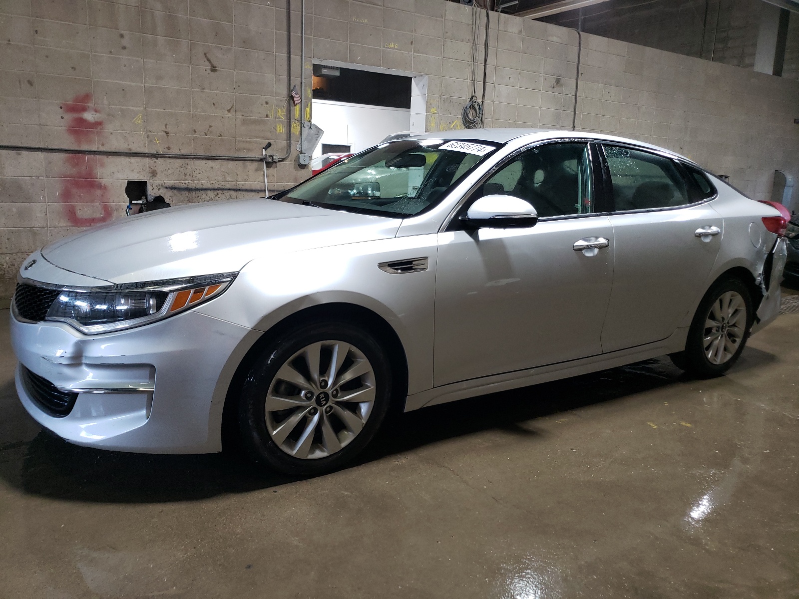 2017 Kia Optima Lx vin: 5XXGT4L31HG147604