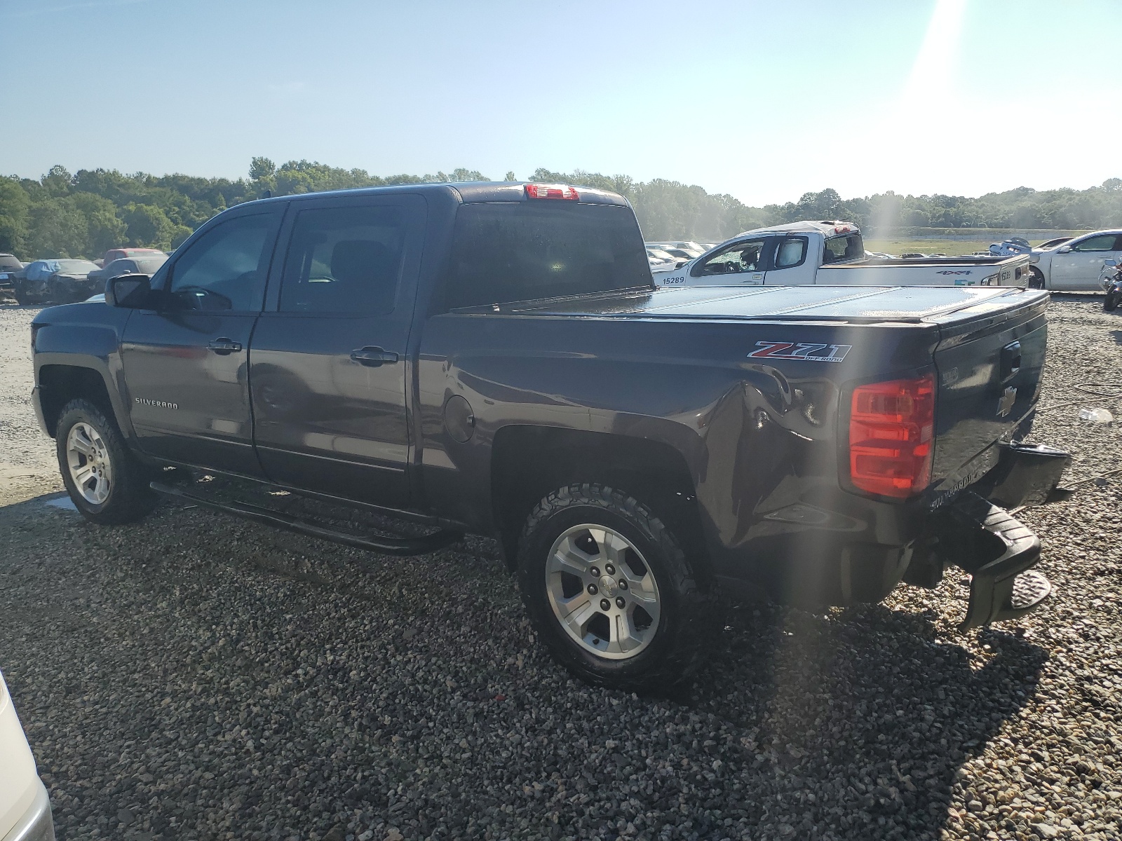 2016 Chevrolet Silverado K1500 Lt vin: 3GCUKREC6GG301543