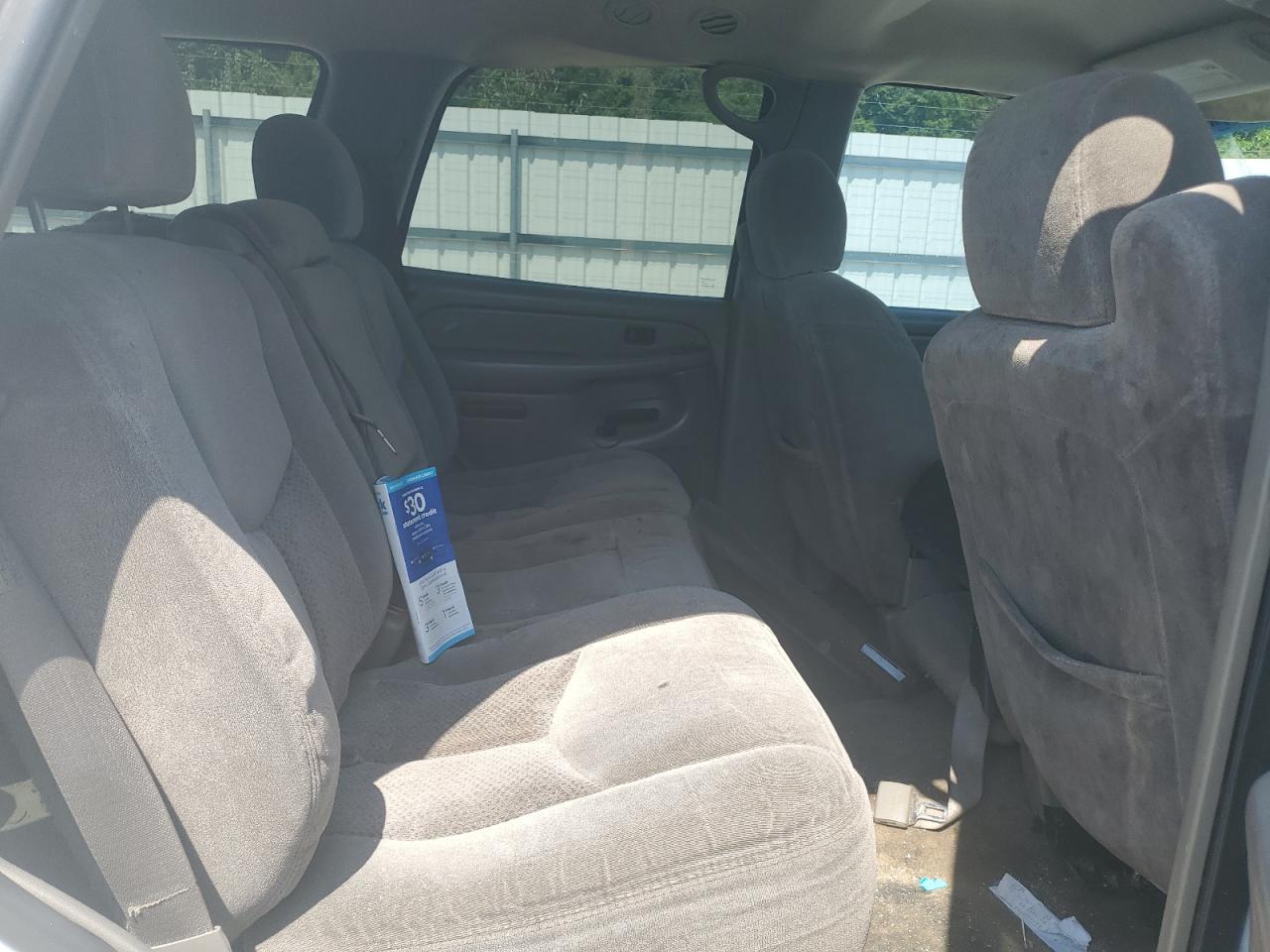 2005 Chevrolet Tahoe C1500 VIN: 1GNEC13T95R165516 Lot: 62337594