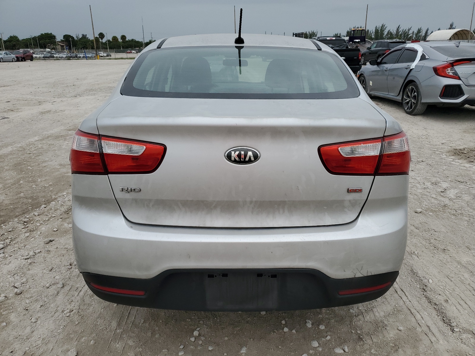 2015 Kia Rio Lx vin: KNADM4A33F6437645