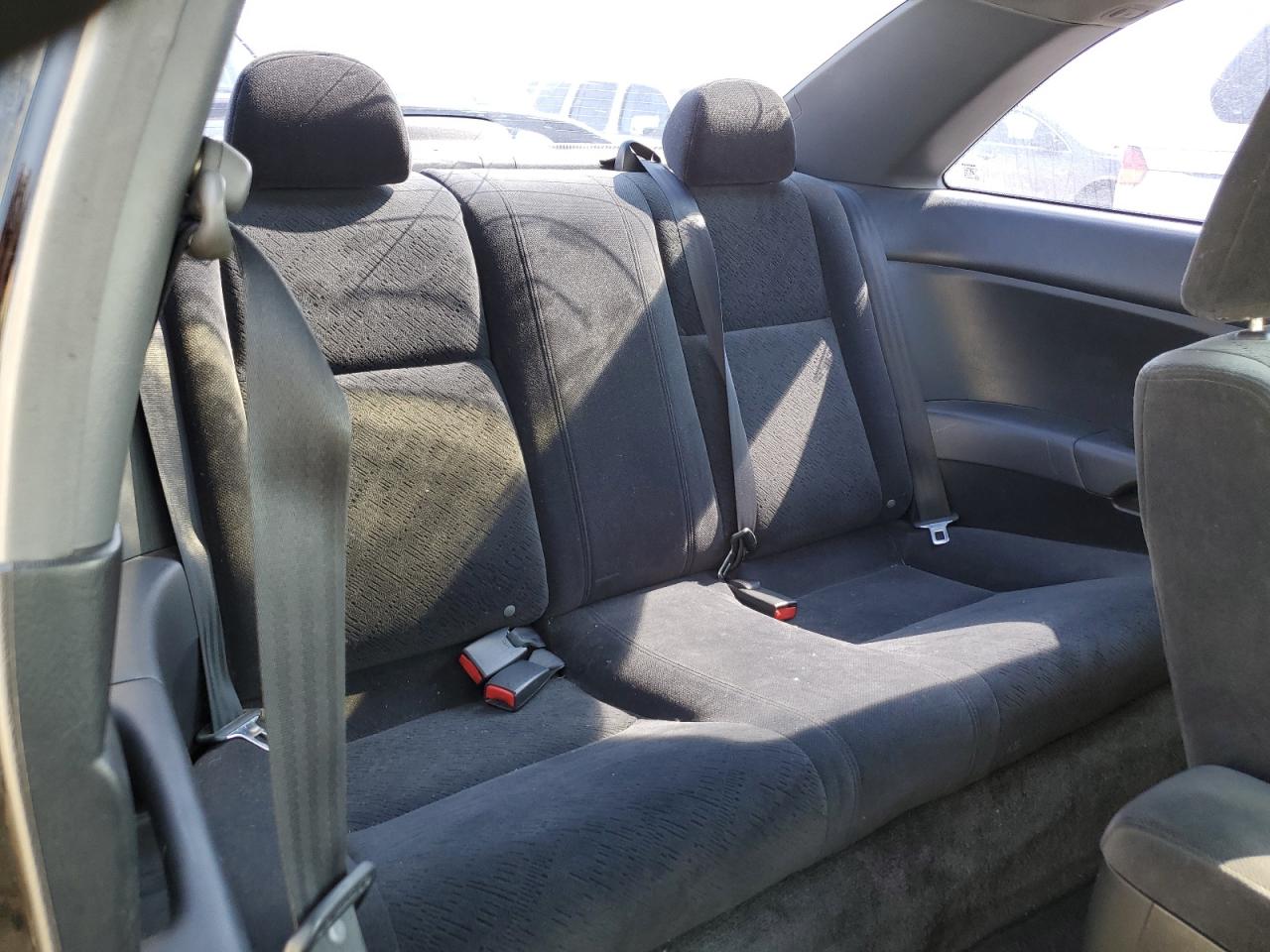 2003 Honda Civic Ex VIN: 1HGEM21993L803915 Lot: 61799424