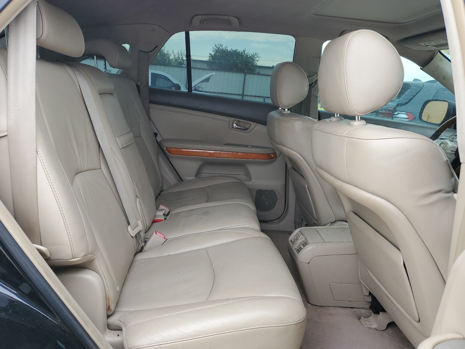 2T2GA31U75C022522 2005 Lexus Rx 330