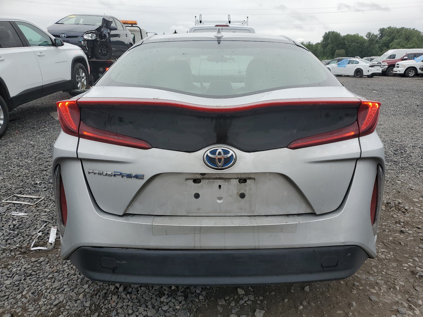 JTDKARFP6H3003901 2017 Toyota Prius Prime