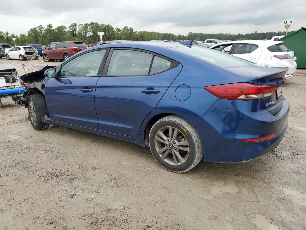 5NPD84LF9JH236216 2018 HYUNDAI ELANTRA - Image 2