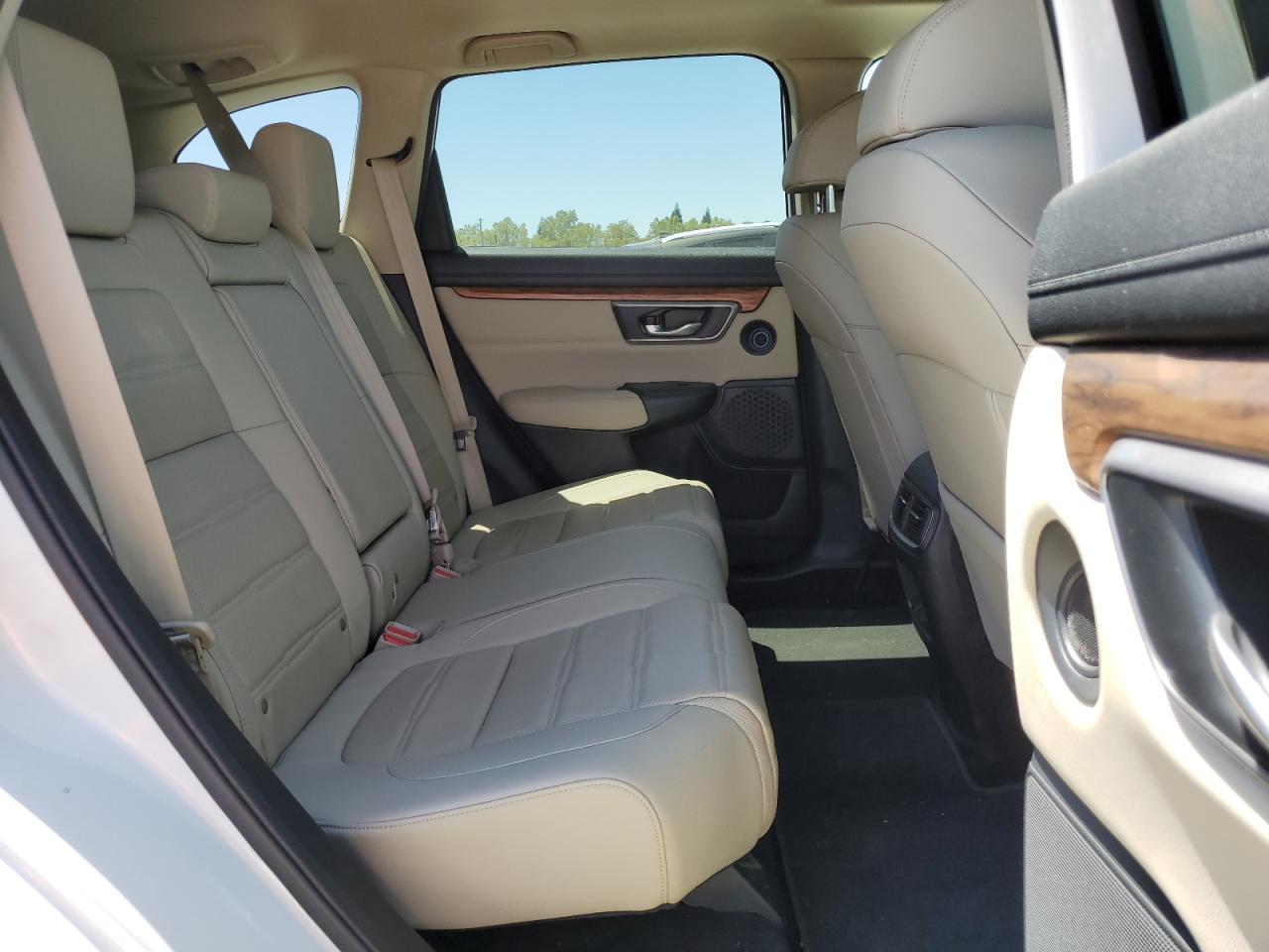 2018 Honda Cr-V Touring VIN: 2HKRW2H98JH610625 Lot: 64554694