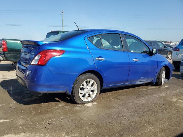  NISSAN VERSA 2017 Синий