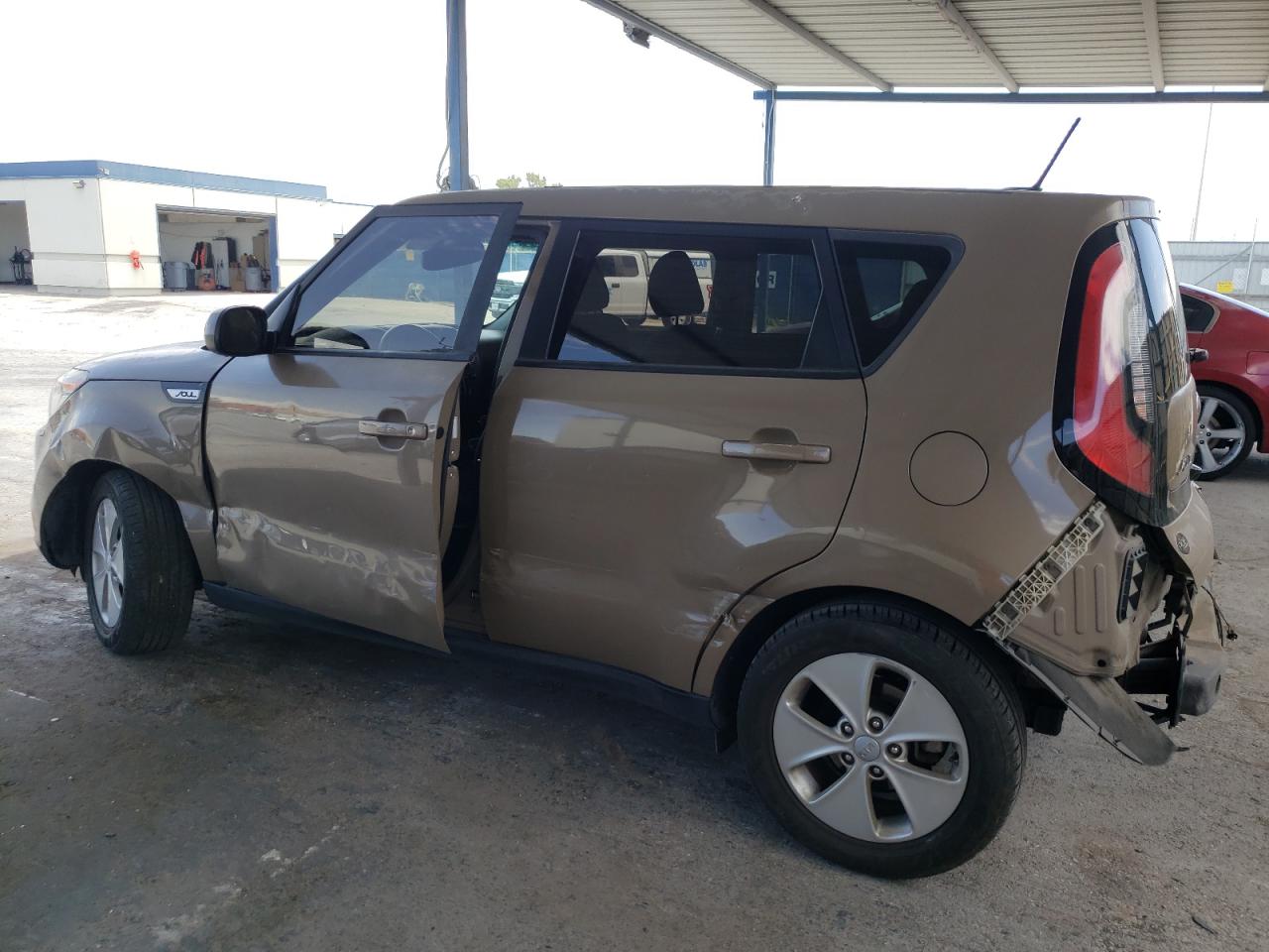 KNDJN2A27G7332438 2016 Kia Soul