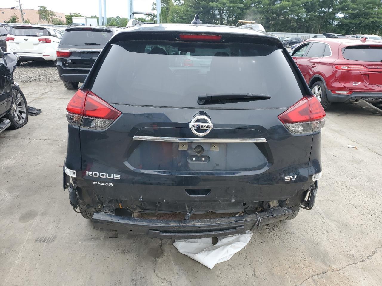 2017 Nissan Rogue S VIN: KNMAT2MT4HP558769 Lot: 63692834