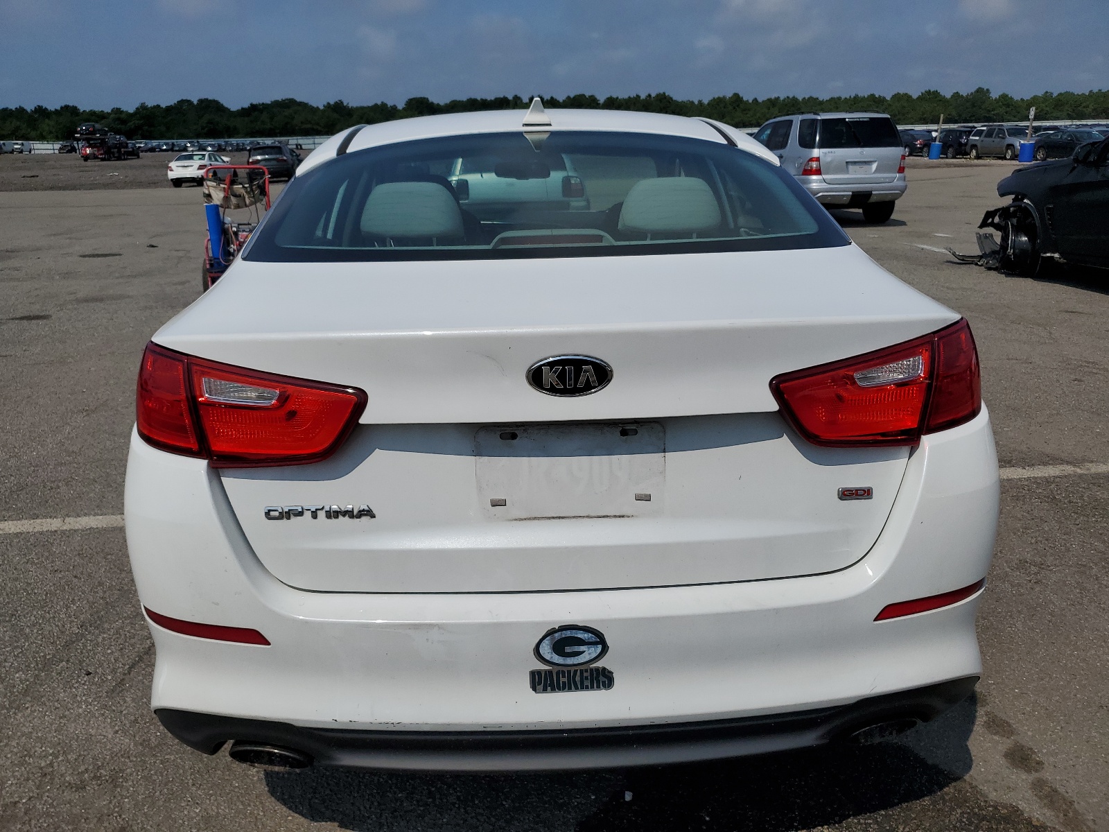 2015 Kia Optima Lx vin: 5XXGM4A73FG497610